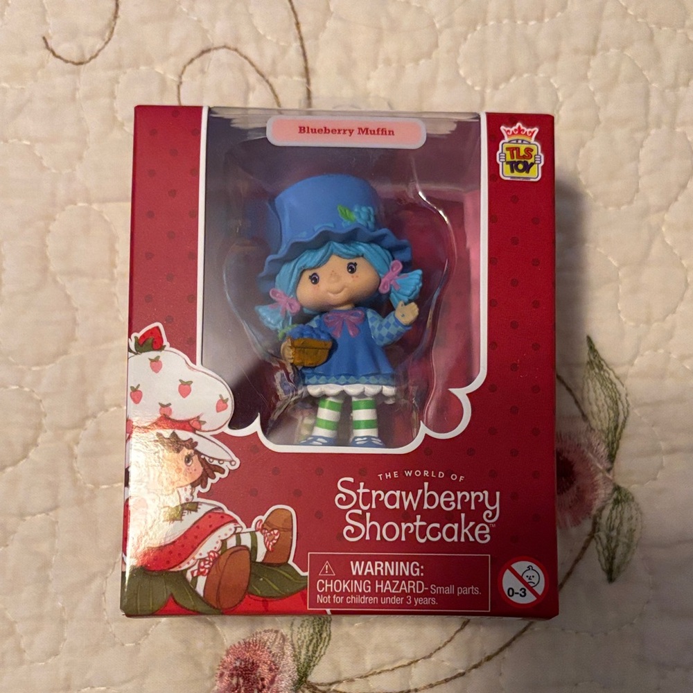 Blueberry Muffin Figurine - Blue